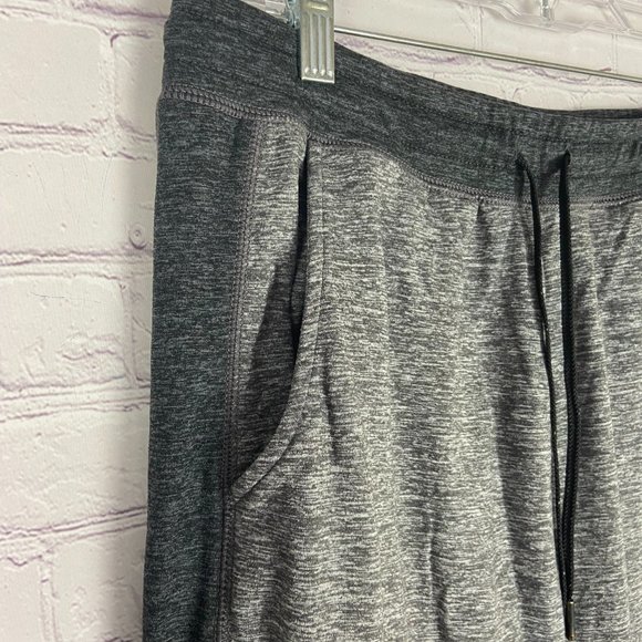 American Eagle Men's Gray and Black Joggers Sweatpants. Size: Medium - Picture 3 of 8